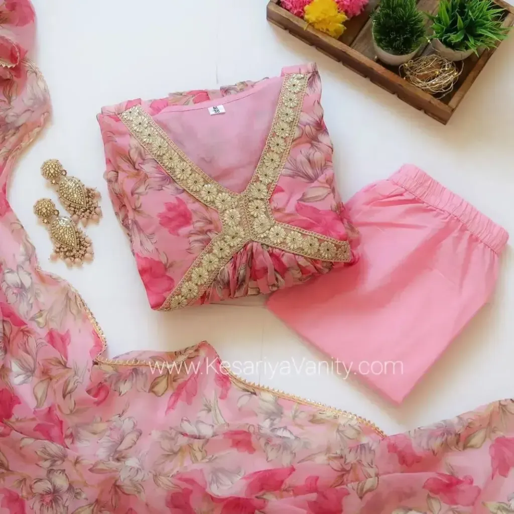 Radiant Bloom: Blush Pink Floral Hand-Block Kurt Set