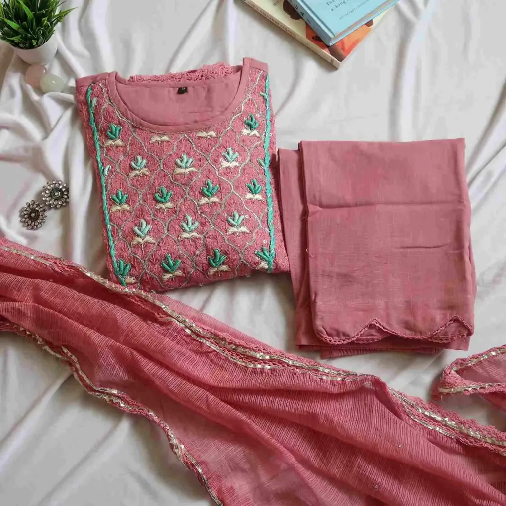 Sophisticated Serenity: Mauve-Pink Embroidered Hand-Block Kurti Set